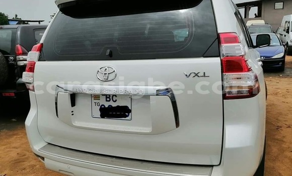 Buy Used Toyota Land Cruiser White Car in Lome in Togo Buy Used Toyota Land Cruiser White Car in Lome in Togo
