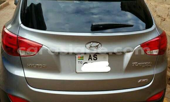 Buy New Hyundai Tucson Beige Car in Lome in Togo Buy New Hyundai Tucson Beige Car in Lome in Togo