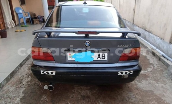 Acheter Occasion Voiture BMW 3–Series Bleu à Lomé, Togo Acheter Occasion Voiture BMW 3–Series Bleu à Lomé, Togo