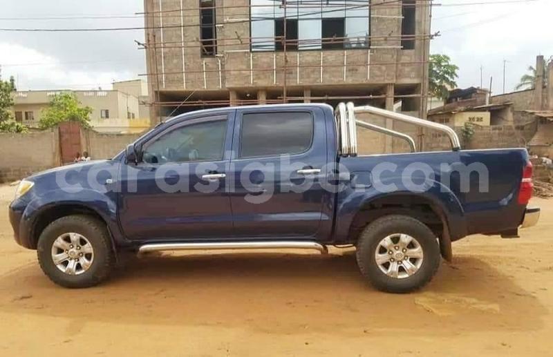 Big with watermark toyota hilux togo lome 5094