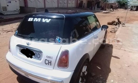 Buy Used MINI Cooper White Car in Lome in Togo Buy Used MINI Cooper White Car in Lome in Togo