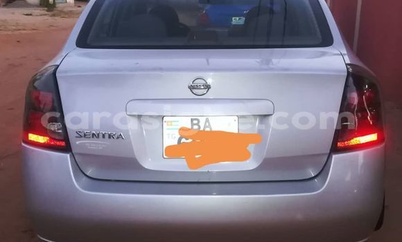 Acheter Occasion Voiture Nissan Sentra Gris à Lomé, Togo Acheter Occasion Voiture Nissan Sentra Gris à Lomé, Togo