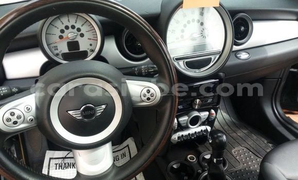 Buy Used MINI Cooper Green Car in Lome in Togo Buy Used MINI Cooper Green Car in Lome in Togo