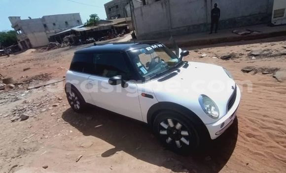 Buy Used MINI Cooper White Car in Lome in Togo Buy Used MINI Cooper White Car in Lome in Togo
