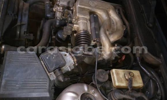 Acheter Occasion Voiture BMW 2er Gris à Lomé, Togo Acheter Occasion Voiture BMW 2er Gris à Lomé, Togo