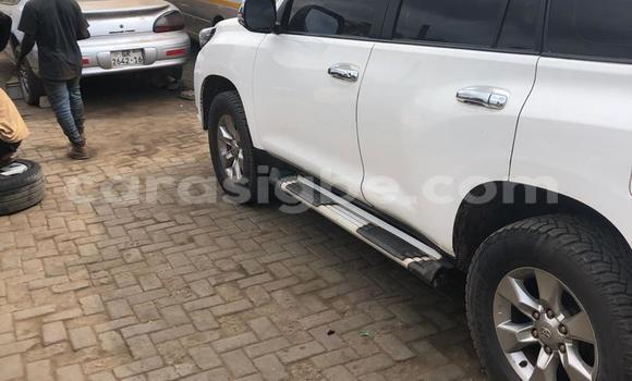 Acheter Occasion Voiture Toyota Land Cruiser Blanc à Lomé, Togo Acheter Occasion Voiture Toyota Land Cruiser Blanc à Lomé, Togo