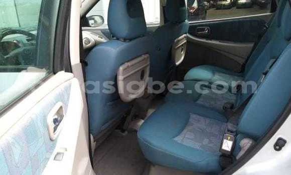 Acheter Import Voiture Nissan Almera Tino Beige à Lomé, Togo Acheter Import Voiture Nissan Almera Tino Beige à Lomé, Togo