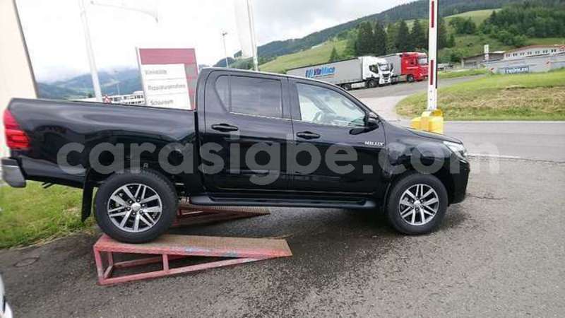 Big with watermark toyota hilux maritime lome 5161