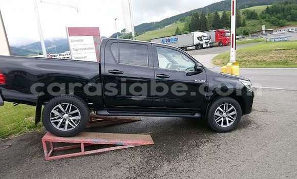 Acheter Occasion Voiture Toyota Hilux Noir à Lomé, Maritime Acheter Occasion Voiture Toyota Hilux Noir à Lomé, Maritime