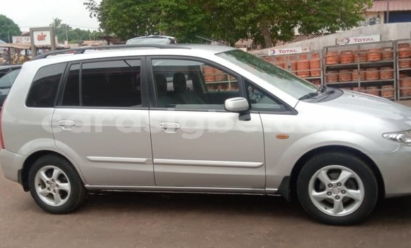 Acheter Import Voiture Mazda Premacy Gris à Lomé, Togo Acheter Import Voiture Mazda Premacy Gris à Lomé, Togo