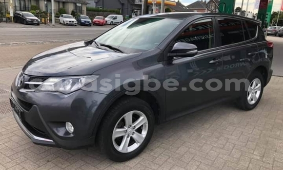 Acheter Occasion Voiture Toyota RAV4 Noir à Lomé, Togo Acheter Occasion Voiture Toyota RAV4 Noir à Lomé, Togo