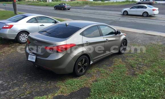 Acheter Import Voiture Hyundai Elantra Gris à Lomé, Togo Acheter Import Voiture Hyundai Elantra Gris à Lomé, Togo
