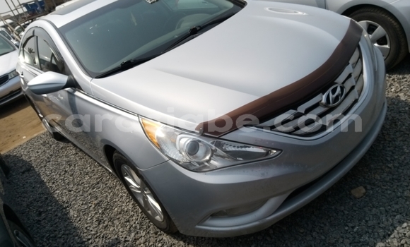 Acheter Occasion Voiture Hyundai Sonata Gris à Lomé, Togo Acheter Occasion Voiture Hyundai Sonata Gris à Lomé, Togo
