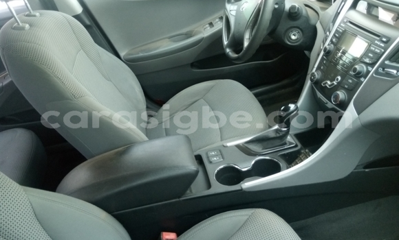 Acheter Occasion Voiture Hyundai Sonata Gris à Lomé, Togo Acheter Occasion Voiture Hyundai Sonata Gris à Lomé, Togo