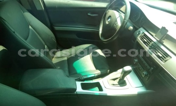 Acheter Import Voiture BMW E9 Noir à Lomé, Togo Acheter Import Voiture BMW E9 Noir à Lomé, Togo