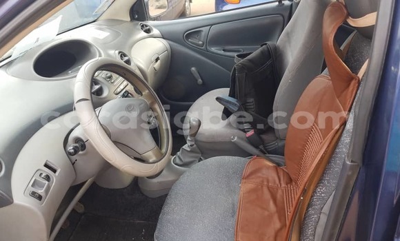Acheter Occasion Voiture Toyota Yaris Bleu à Lomé, Togo Acheter Occasion Voiture Toyota Yaris Bleu à Lomé, Togo