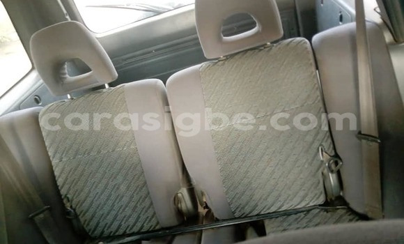 Acheter Occasion Voiture Toyota RAV4 Vert à Lomé, Togo Acheter Occasion Voiture Toyota RAV4 Vert à Lomé, Togo