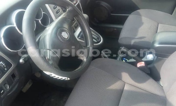 Acheter Occasion Voiture Pontiac Vibe Blanc à Lomé, Togo Acheter Occasion Voiture Pontiac Vibe Blanc à Lomé, Togo