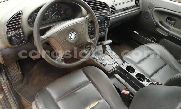 Acheter Occasion Voiture BMW 3–Series Noir à Lomé, Togo Acheter Occasion Voiture BMW 3–Series Noir à Lomé, Togo