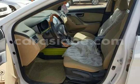 Buy Used Hyundai Elantra White Car in Lome in Togo Buy Used Hyundai Elantra White Car in Lome in Togo