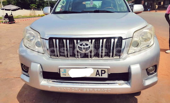 Acheter Occasion Voiture Toyota Land Cruiser Prado Gris à Lomé, Togo Acheter Occasion Voiture Toyota Land Cruiser Prado Gris à Lomé, Togo