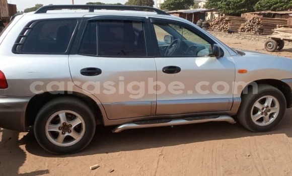 Acheter Occasion Voiture Hyundai Santa Fe Gris à Lomé, Togo Acheter Occasion Voiture Hyundai Santa Fe Gris à Lomé, Togo