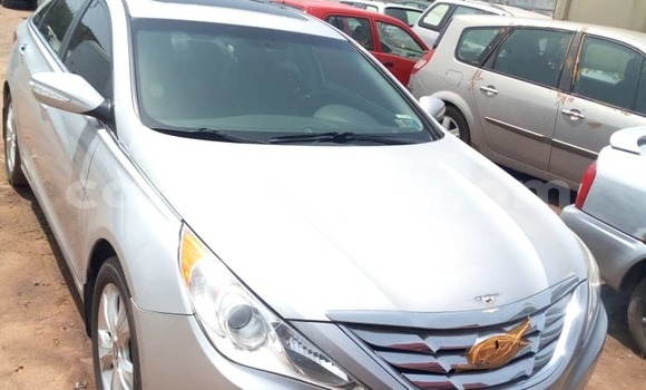 Buy Import Hyundai Sonata Silver Car in Lome in Togo