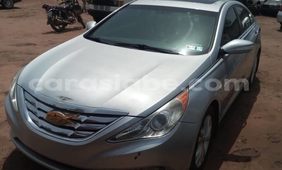 Acheter Import Voiture Hyundai Sonata Gris à Lomé, Togo Acheter Import Voiture Hyundai Sonata Gris à Lomé, Togo