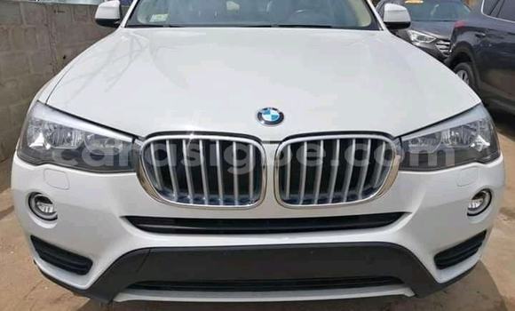 Acheter Occasion Voiture BMW X3 Blanc à Lomé, Togo Acheter Occasion Voiture BMW X3 Blanc à Lomé, Togo
