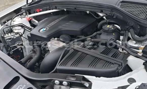 Acheter Occasion Voiture BMW X3 Blanc à Lomé, Togo Acheter Occasion Voiture BMW X3 Blanc à Lomé, Togo