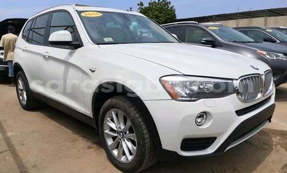 Acheter Occasion Voiture BMW X3 Blanc à Lomé, Togo Acheter Occasion Voiture BMW X3 Blanc à Lomé, Togo