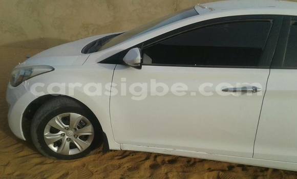 Buy Used Hyundai Elantra White Car in Lome in Togo Buy Used Hyundai Elantra White Car in Lome in Togo