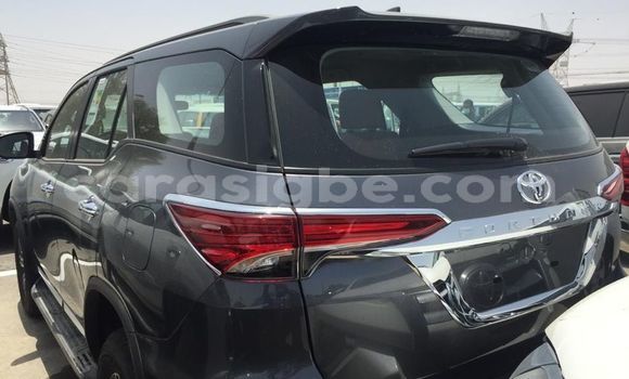 Acheter Occasion Voiture Toyota Highlander Noir à Lomé, Togo Acheter Occasion Voiture Toyota Highlander Noir à Lomé, Togo