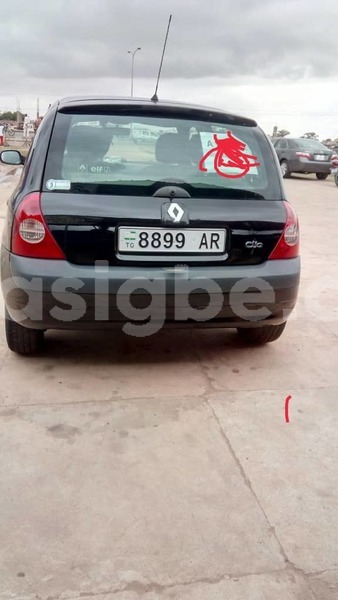 Big with watermark renault clio togo lome 5249