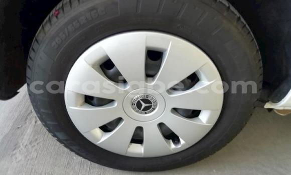 Acheter Occasion Voiture Mercedes‒Benz 300–Series Blanc à Amoutivé, Togo Acheter Occasion Voiture Mercedes‒Benz 300–Series Blanc à Amoutivé, Togo