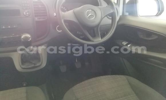 Acheter Occasion Voiture Mercedes‒Benz 300–Series Blanc à Amoutivé, Togo Acheter Occasion Voiture Mercedes‒Benz 300–Series Blanc à Amoutivé, Togo