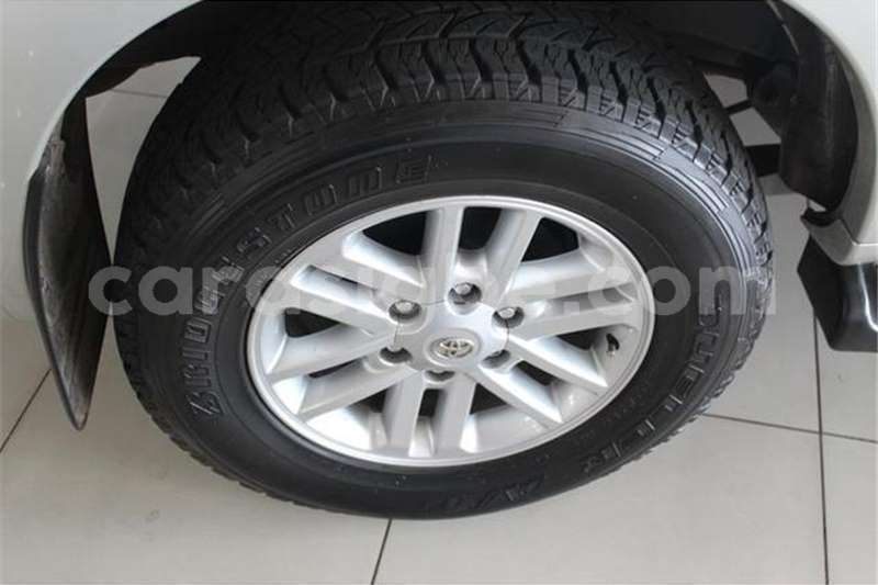 Big with watermark toyota fortuner togo amlame 5253