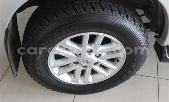 Acheter Occasion Voiture Toyota Fortuner Gris à Amlamé, Togo Acheter Occasion Voiture Toyota Fortuner Gris à Amlamé, Togo