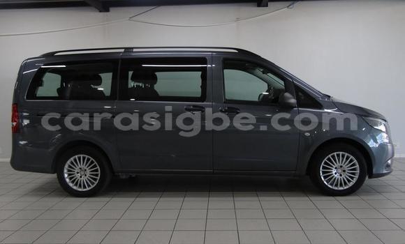 Acheter Occasion Voiture Mercedes‒Benz B-klasse Gris à Amlamé, Togo Acheter Occasion Voiture Mercedes‒Benz B-klasse Gris à Amlamé, Togo