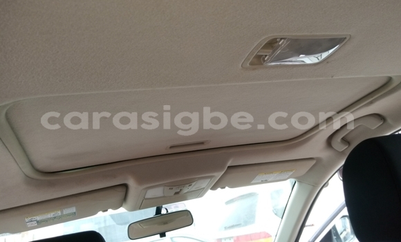 Acheter Import Voiture Nissan Rogue Blanc à Lomé, Togo Acheter Import Voiture Nissan Rogue Blanc à Lomé, Togo