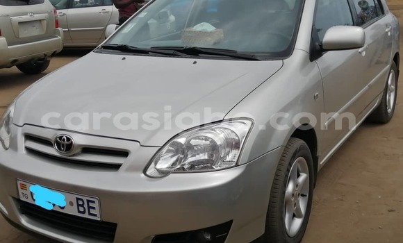 Acheter Occasion Voiture Toyota Corolla Gris à Lomé, Togo Acheter Occasion Voiture Toyota Corolla Gris à Lomé, Togo