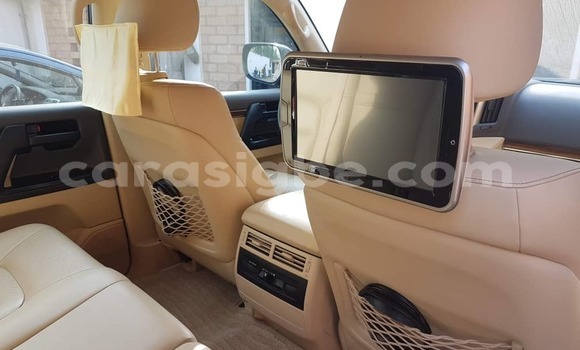 Acheter Occasion Voiture Toyota Land Cruiser Marron à Lomé, Togo Acheter Occasion Voiture Toyota Land Cruiser Marron à Lomé, Togo