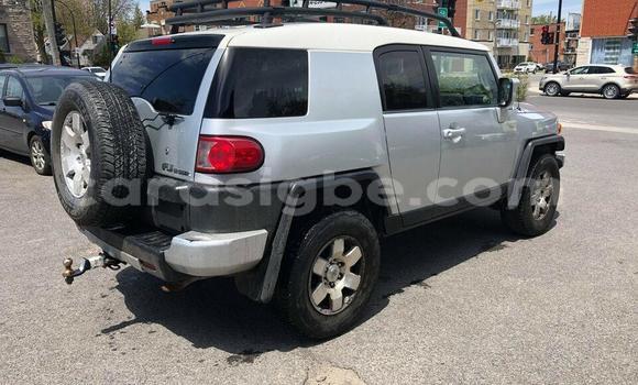 Acheter Occasion Voiture Toyota FJ Cruiser Gris à Lomé, Togo Acheter Occasion Voiture Toyota FJ Cruiser Gris à Lomé, Togo