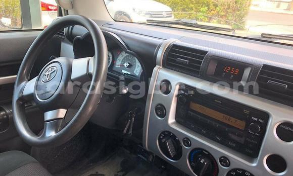 Acheter Occasion Voiture Toyota FJ Cruiser Gris à Lomé, Togo Acheter Occasion Voiture Toyota FJ Cruiser Gris à Lomé, Togo