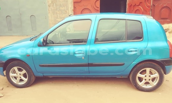 Acheter Occasion Voiture Renault Clio Bleu à Lomé, Togo Acheter Occasion Voiture Renault Clio Bleu à Lomé, Togo