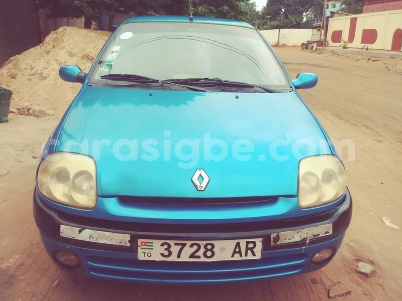 Big with watermark renault clio togo lome 5263