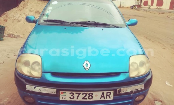 Acheter Occasion Voiture Renault Clio Bleu à Lomé, Togo Acheter Occasion Voiture Renault Clio Bleu à Lomé, Togo