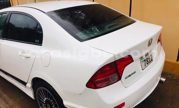 Buy Used Honda Civic White Car in Lome in Maritime Buy Used Honda Civic White Car in Lome in Maritime