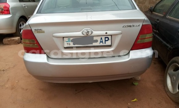 Acheter Occasion Voiture Toyota Corolla Gris à Lomé, Togo Acheter Occasion Voiture Toyota Corolla Gris à Lomé, Togo