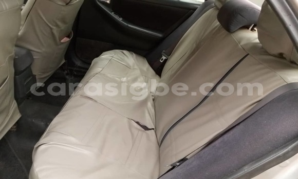 Acheter Occasion Voiture Toyota Corolla Gris à Lomé, Togo Acheter Occasion Voiture Toyota Corolla Gris à Lomé, Togo